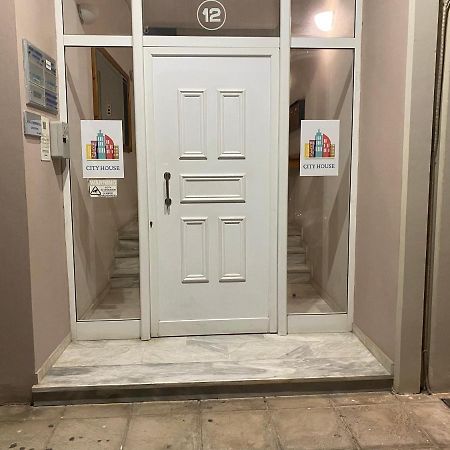 קלמאטה City House 3 מראה חיצוני תמונה