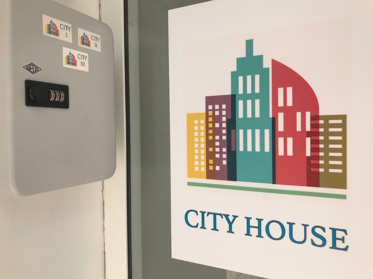 קלמאטה City House 3 מראה חיצוני תמונה
